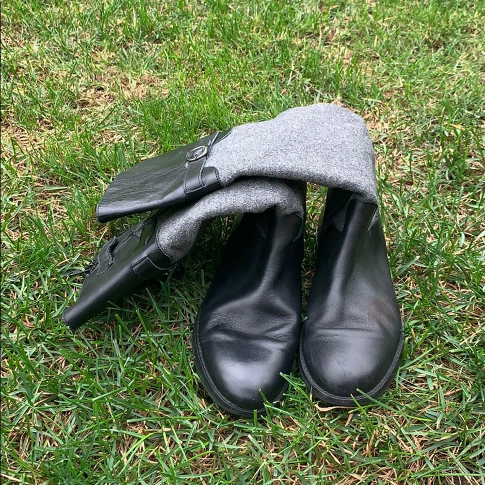 Black and gray tall boots - Picture 7 of 8